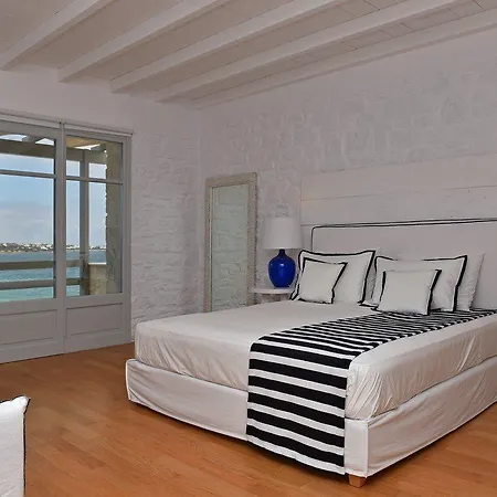 Ambassador Luxury Villa Santa Maria (Paros)