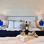 Ambassador Luxury Σάντα Μαρία