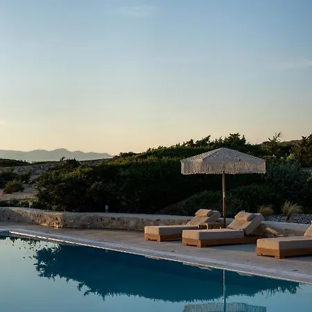 Ambassador Luxury Santa Maria (Paros)