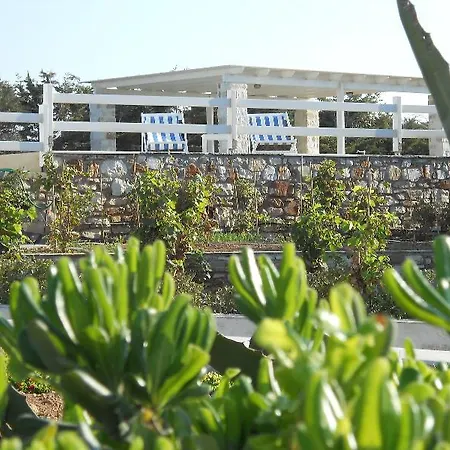 Ambassador Luxury Santa Maria (Paros)