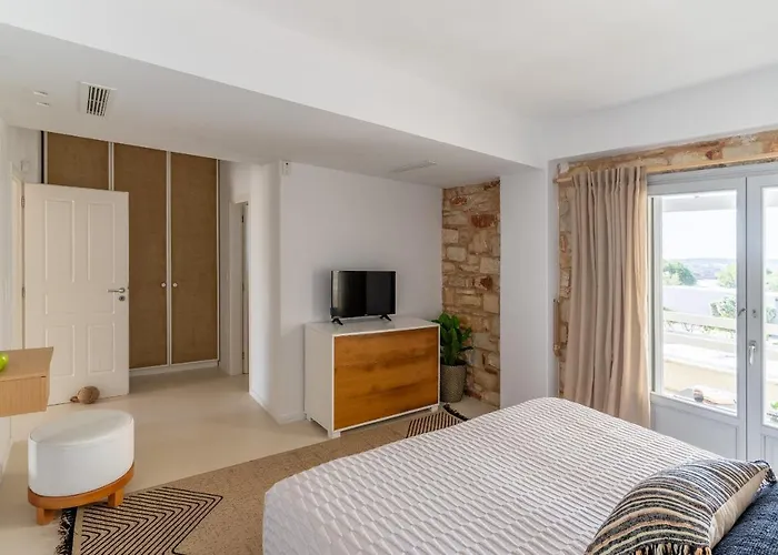 Ambassador Luxury Villa Santa Maria (Paros)